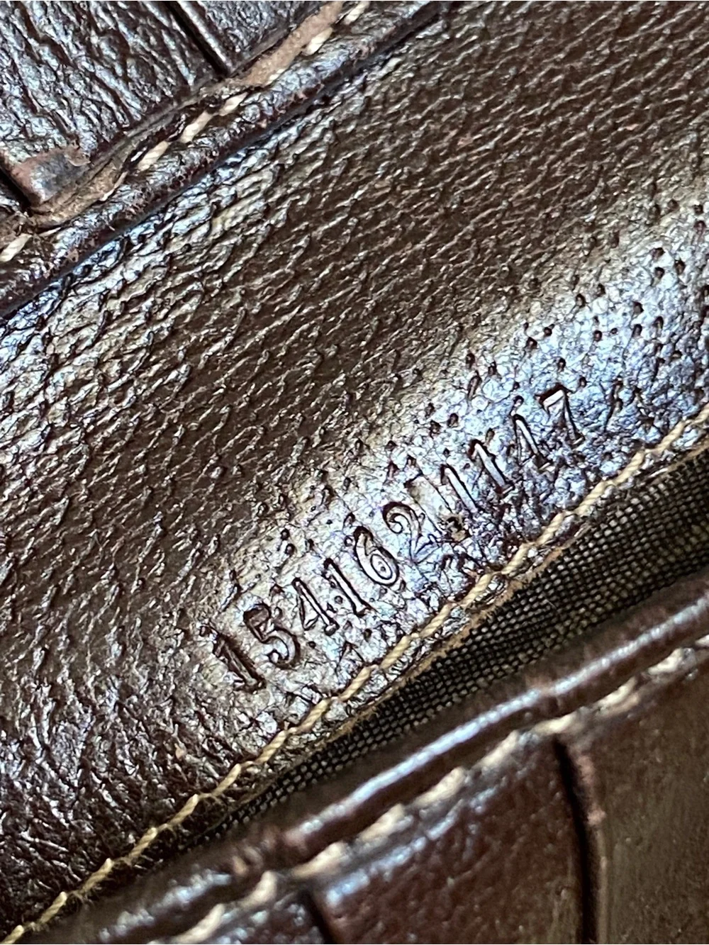 Gucci Charmy Unisex Wallet GG Monogram Canvas/Leather Authentic Rivets